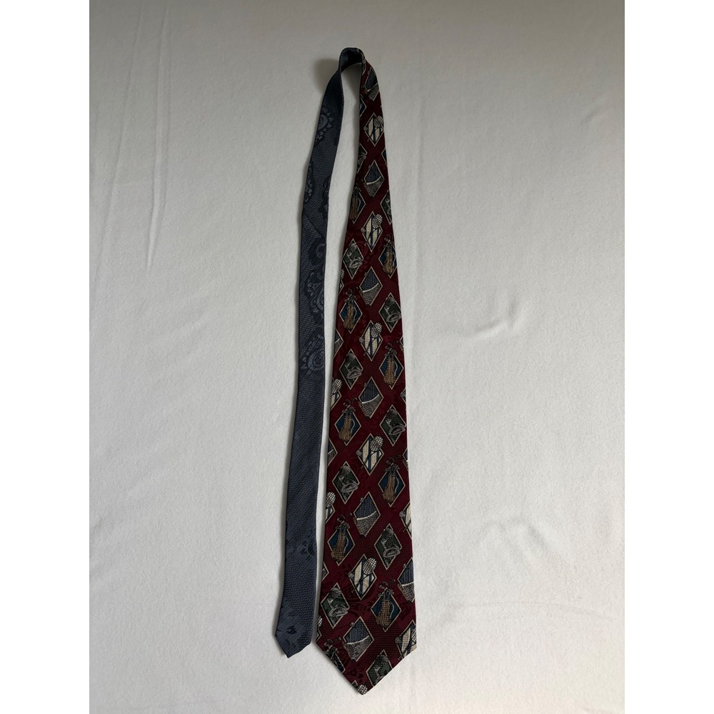 Stuart Ashley Mens Silk Tie Burgundy Golf Tennis Baseball Sports Novelty Print